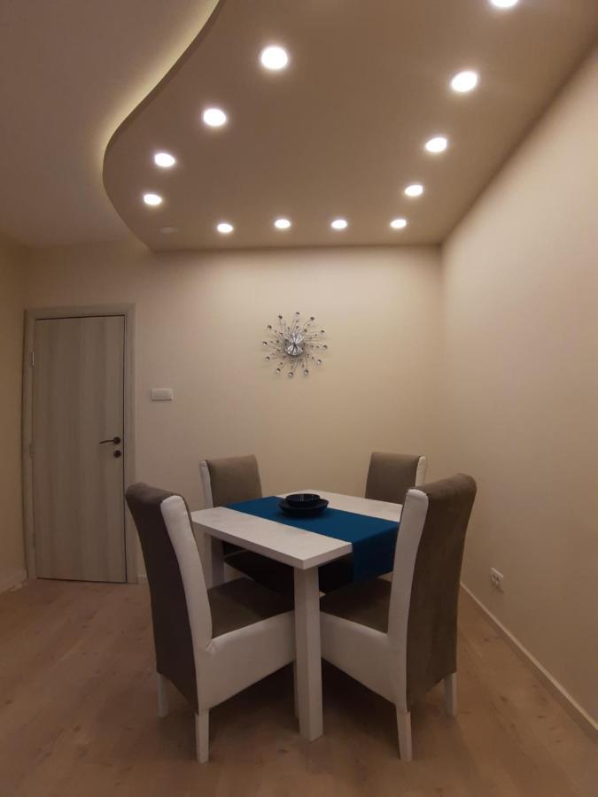 Danube Blue 2 Apartman Belgrád Kültér fotó