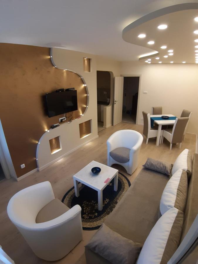 Danube Blue 2 Apartman Belgrád Kültér fotó