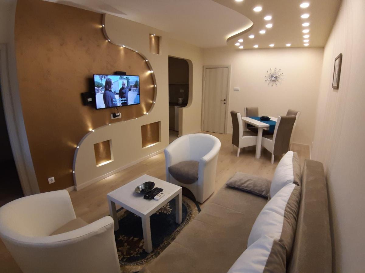 Danube Blue 2 Apartman Belgrád Kültér fotó